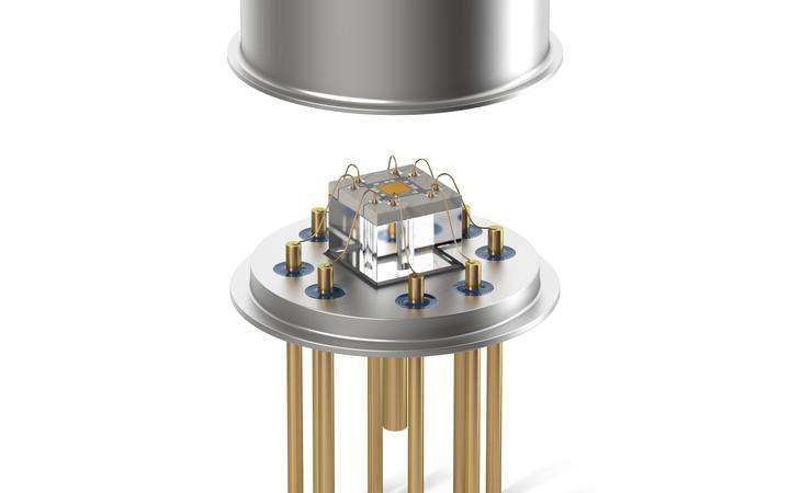 A tiny pressure sensor featuring SCHOTT FLEXINITY® glass wafers