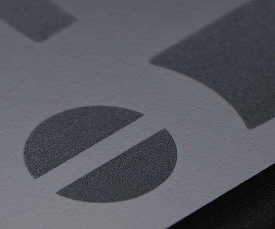 Designed with fingertip sensitivity: CERAN® Smooth Print.